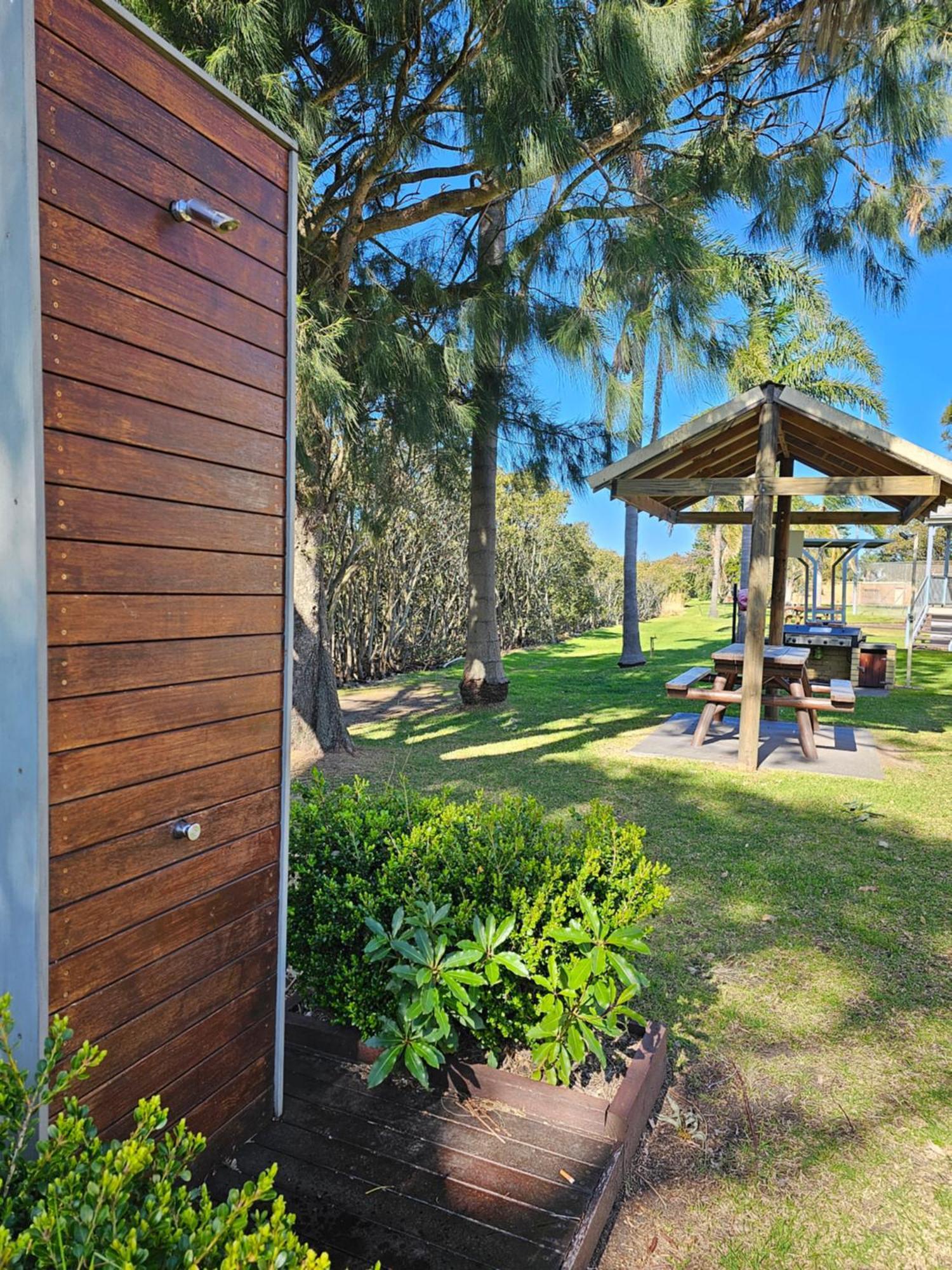 Barrack Point Holidays Bagian luar foto